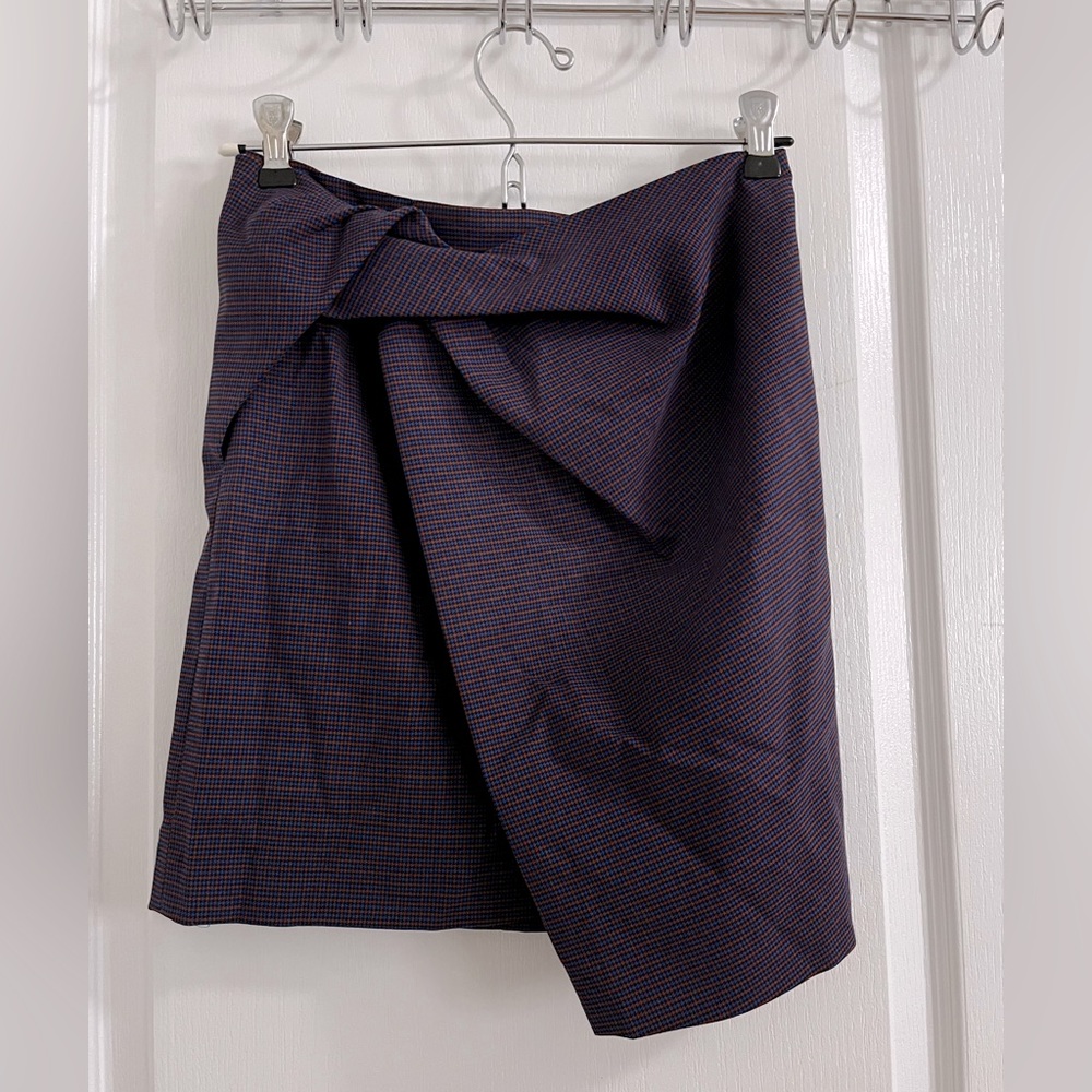 Aritzia Babaton Asymmetrical Skirt